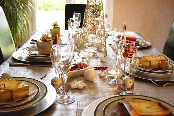 Astuces pour sublimer sa table avec des accessoires esthétiques